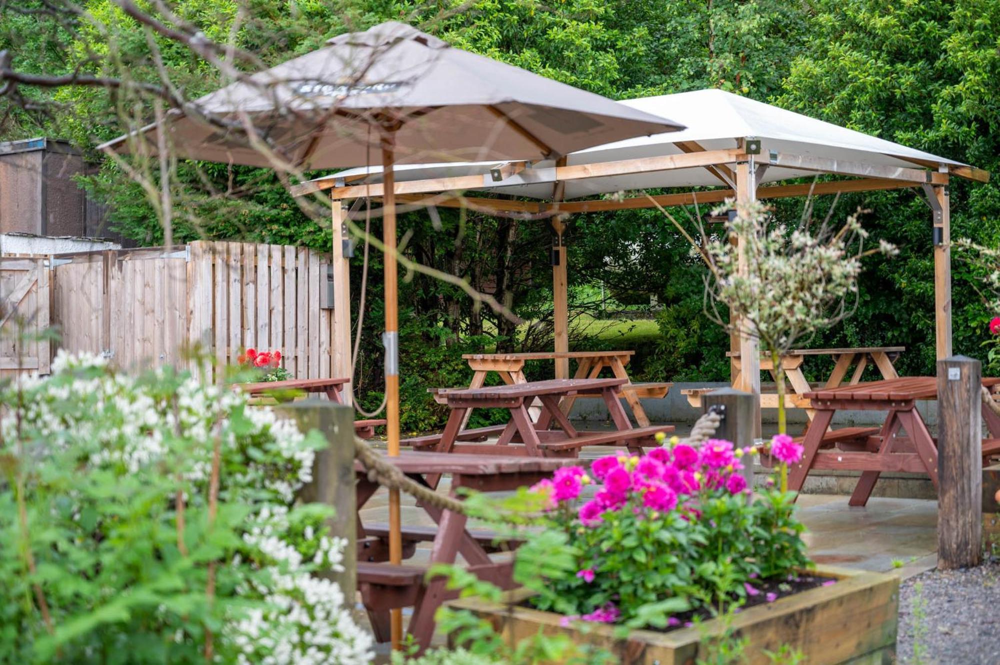 The Horse And Farrier Inn And The Salutation Inn Threlkeld Keswick Eksteriør bilde